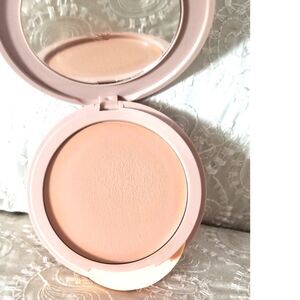 No makeup makeup foundation SHADE LIGHT